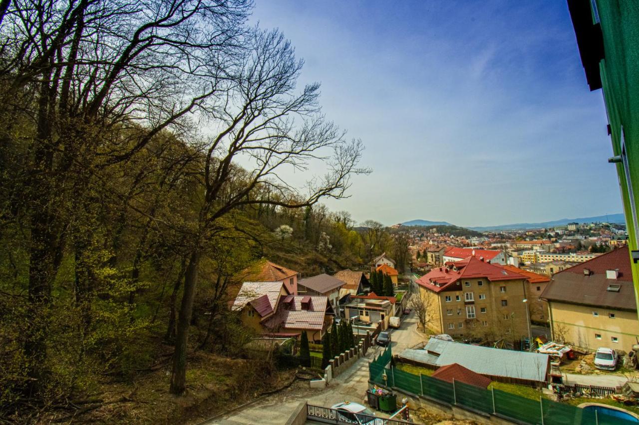 Nature Apartment - Minutes Away From The Old Town And Afi Mall Braşov Eksteriør bilde